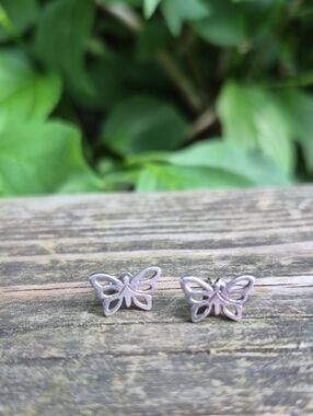 925 Sterling Silver Butterfly Stud Earrings